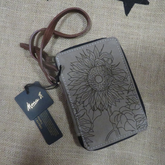 NWT Mona B Sunny Wristlet - Picture 4 of 7